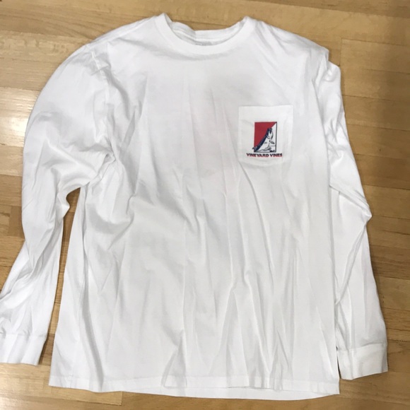 Vineyard Vines Tops - Vineyard vines long sleeve